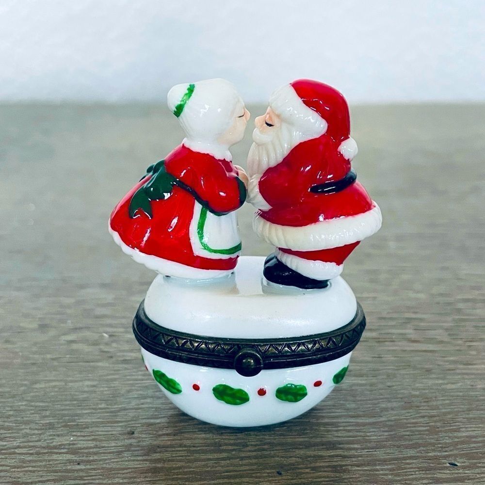 Kissing Santa Claus & Mrs. Claus Miniature Porcelain Hinged Figurine